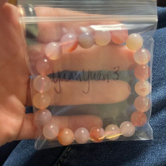 Yuan yuan Agate bracelet striped layers light rainbow colors stretch 10mm 7.5” n - Picture 10 of 10